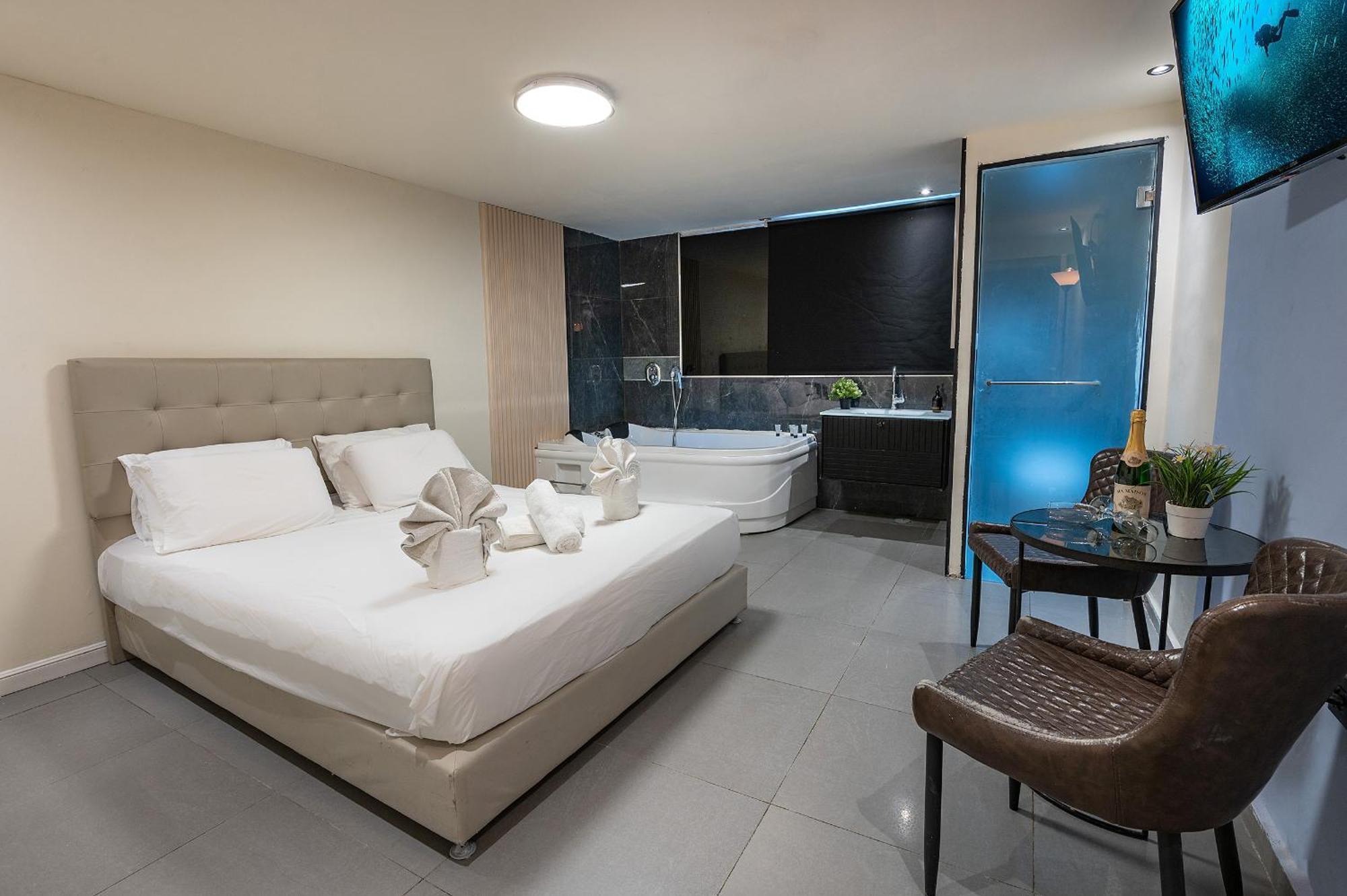 Lago Suites Hotel Jerusalem Exterior foto
